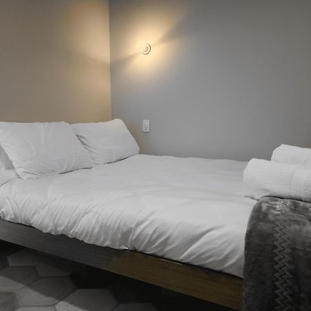 Aparthotel Casa 8 Guadalajara Esterno foto